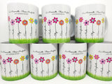 Tazza con fiori e nomi